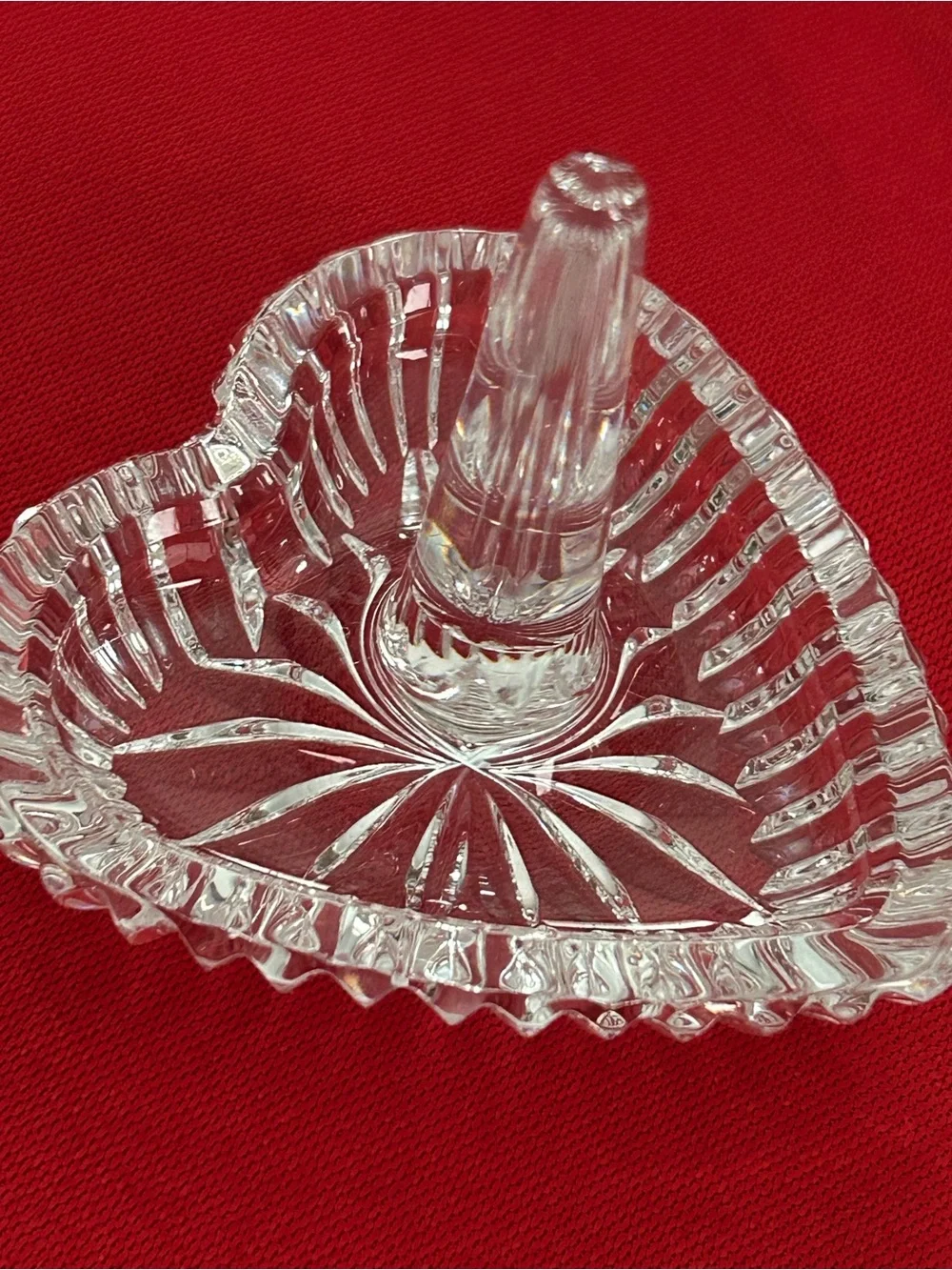 Waterford Crystal Clear Heart Ring Stand with Faceted Peg